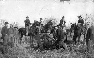 2587 Bears (Bear Hunt, Star, 1902)