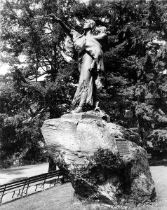68 45 1 Sacajawea (statue In Washington Park, Portland)[1]
