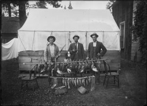 P1998 28 075 George Edward Tonkin Hunting Fishing Bw